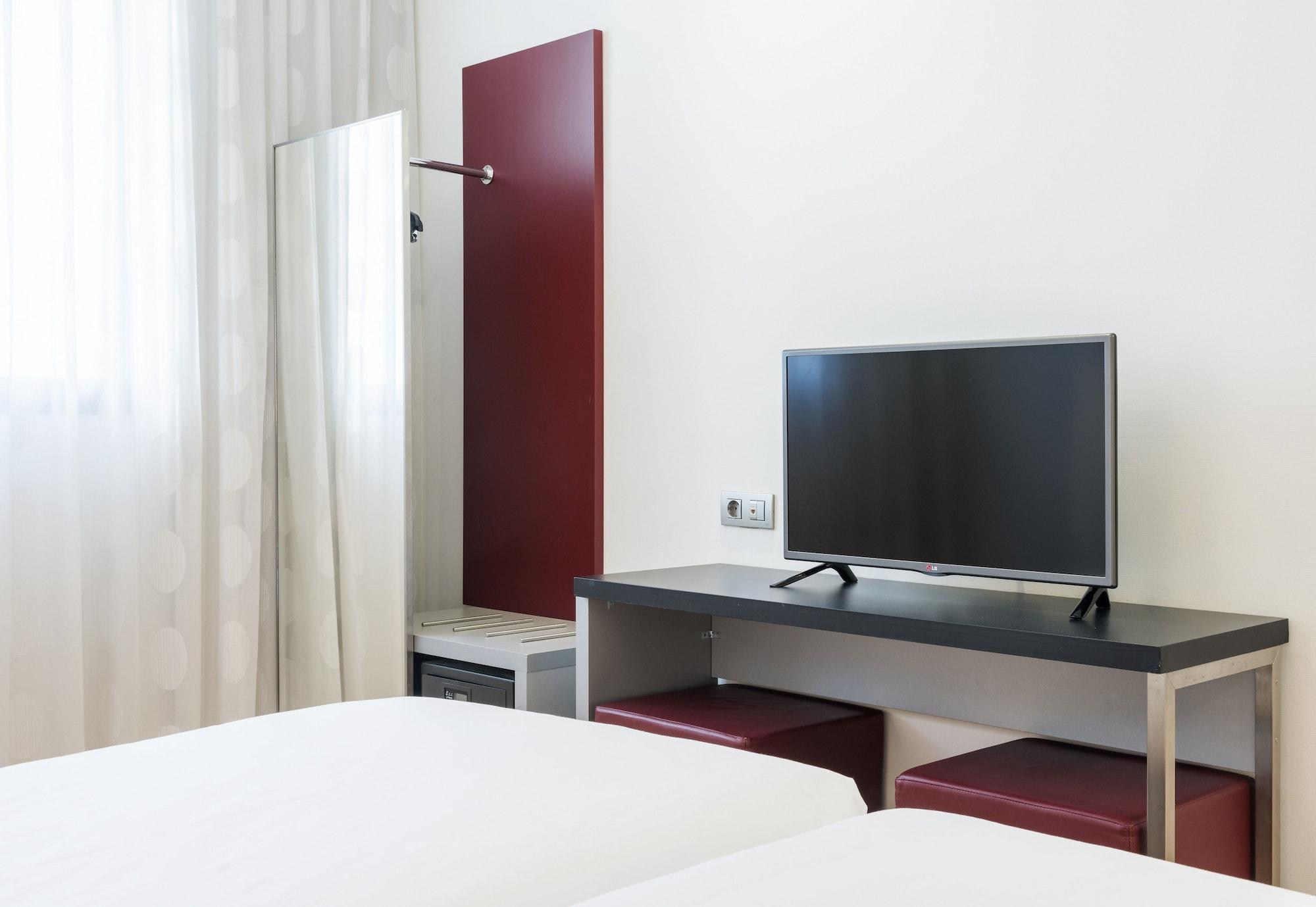 Ilunion Aqua 3 3* Valence